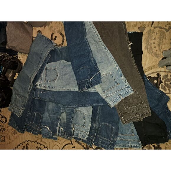 16 Pairs of Unisex 36 waist by 32/34 Length Mostly Rustler Brand - Picture 5 of 12